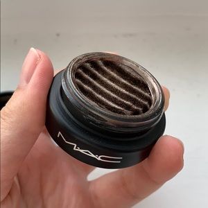 MAC spellbinder shadow